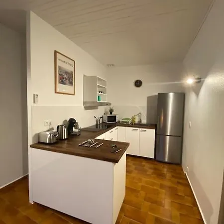 Апартаменты T3 Avec Terrasse Au Coeur De Portovecchio